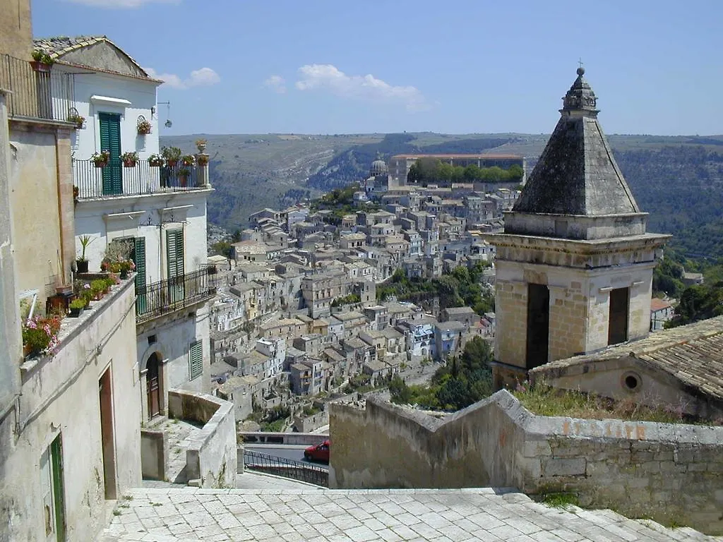 Mario Leggio Apartment Ragusa Italia
